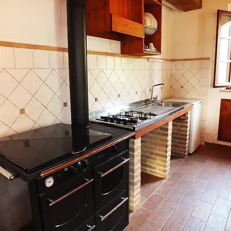 La Casa Della Lavanda - Il Rustico Farm stay *